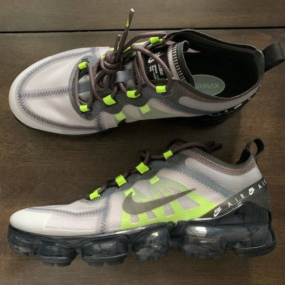 Vapormax 2019 LX - Picture 1 of 3